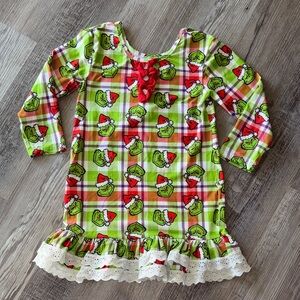 Festive Green guy Plaid Nightgown with Lace Trim
